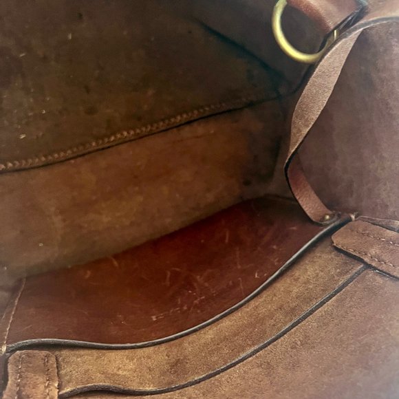 Beautiful Brown Leather Tote Bag with Shoulder Strap - Picture 5 of 6